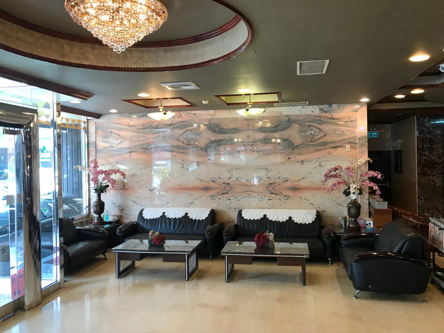 Sunrise Hotel Tainan