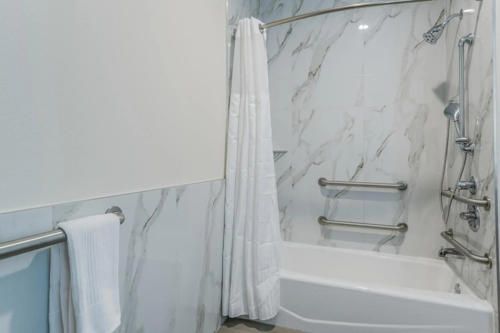 Red Lion Inn & Suites Katy