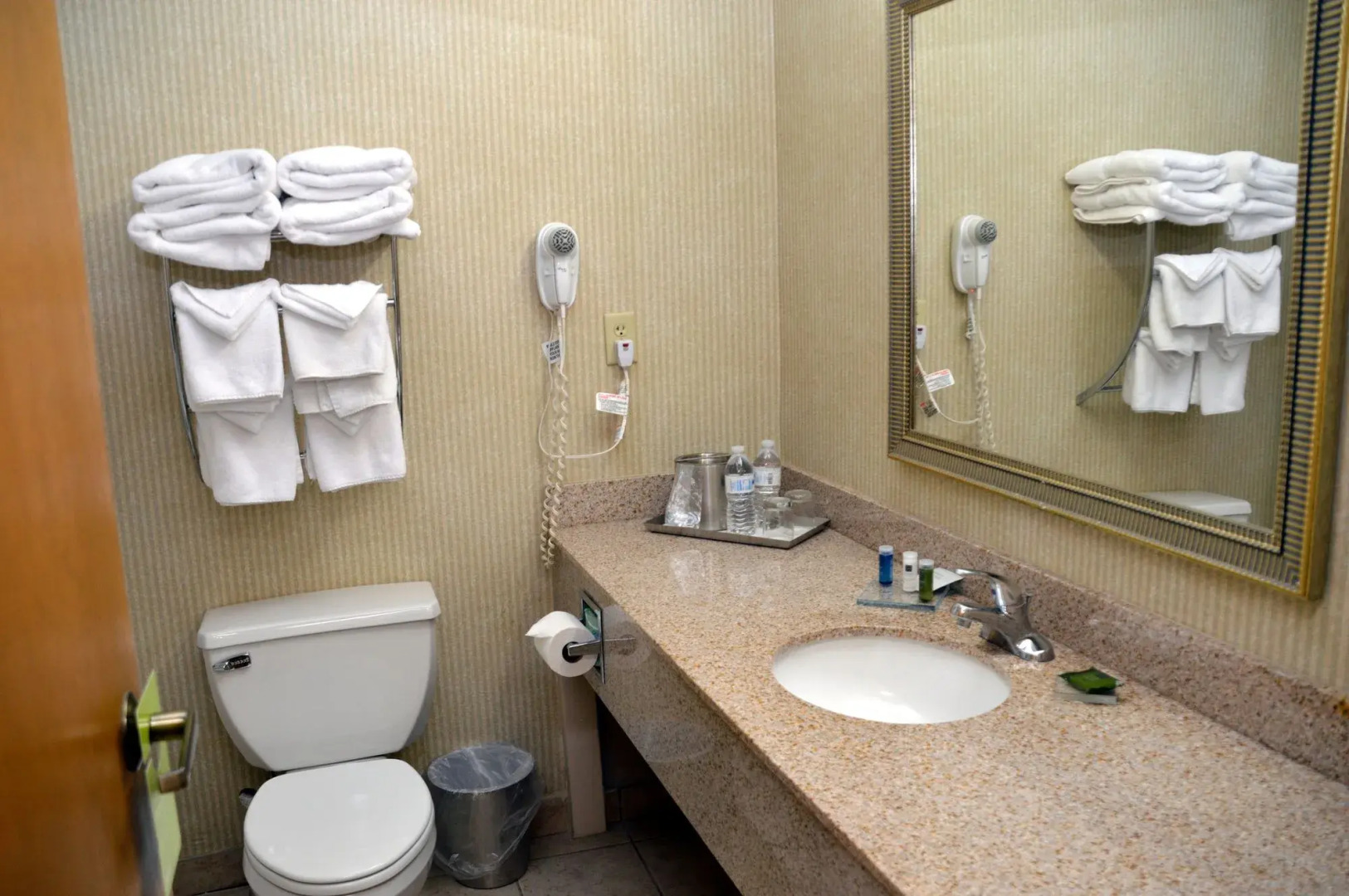 Red Lion Hotel St Joseph