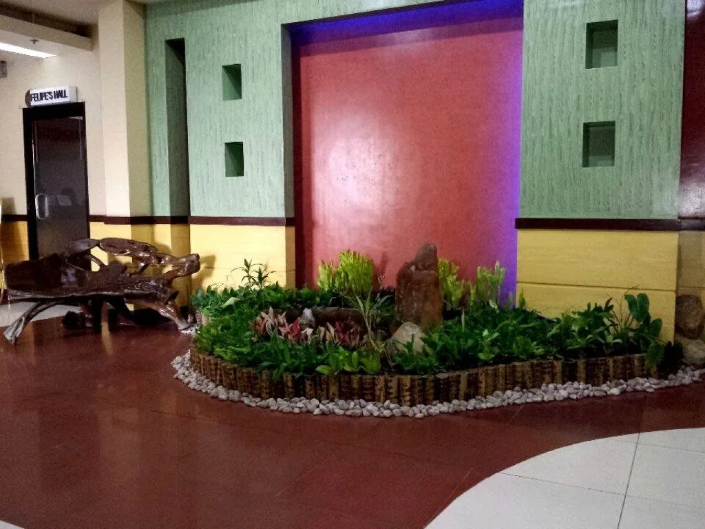 Eva's Hotel