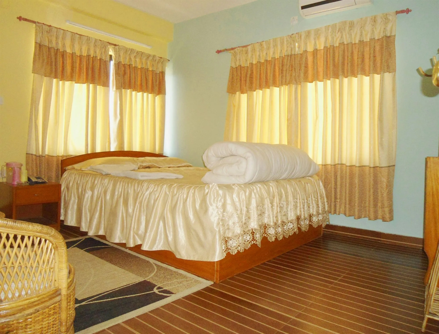 Hotel Fewa Holiday Inn