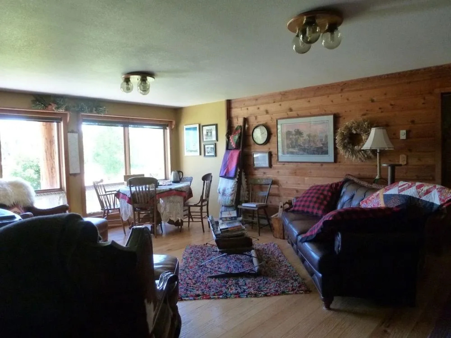 Paradise Gateway B&B and Vacation Homes