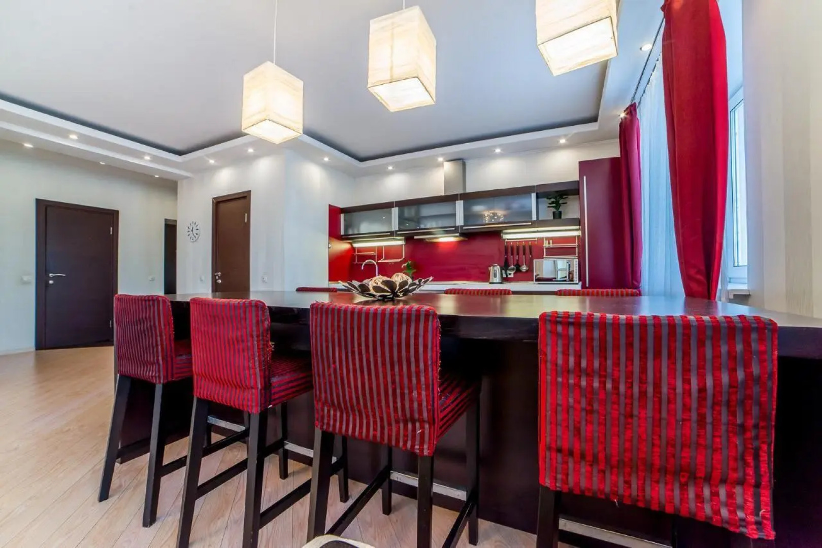 Европа Центр на улице Фролова 31