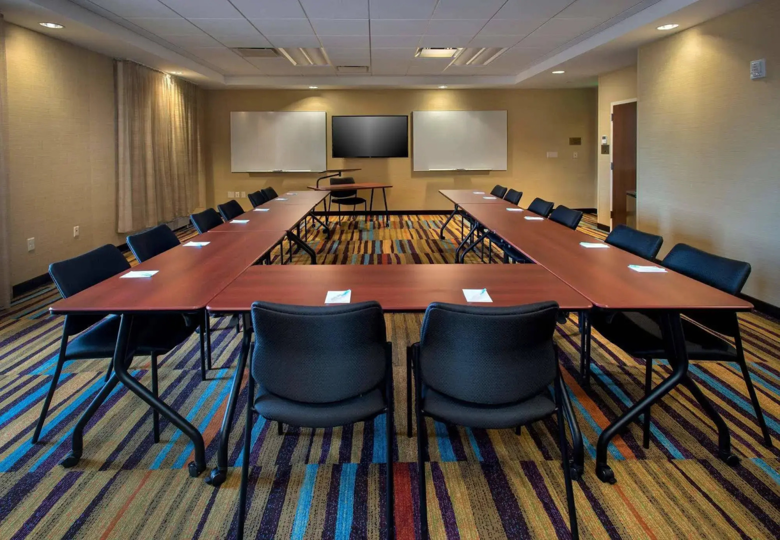 Fairfield Inn and Suites by Marriott Syracuse Carrier Circle