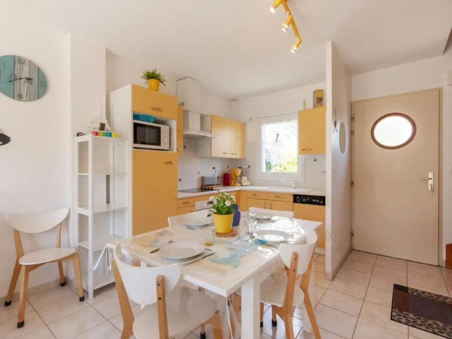 Holiday Home Oscar - HSM402