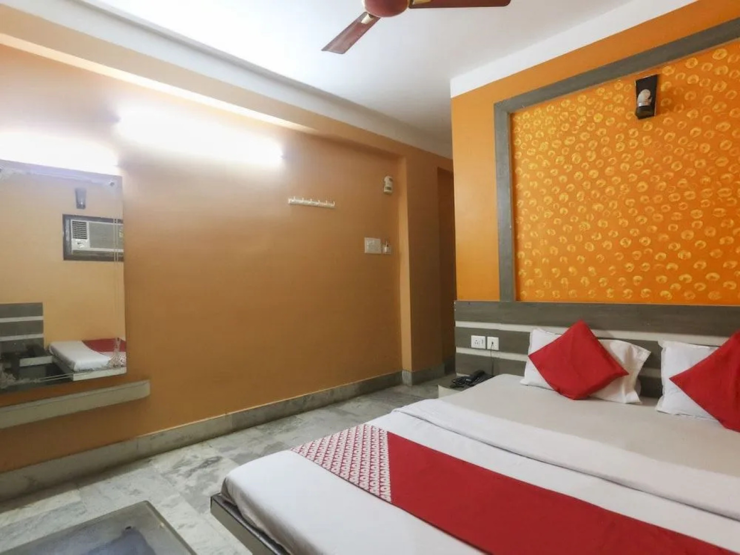 OYO 60609 Hotel Tanushree