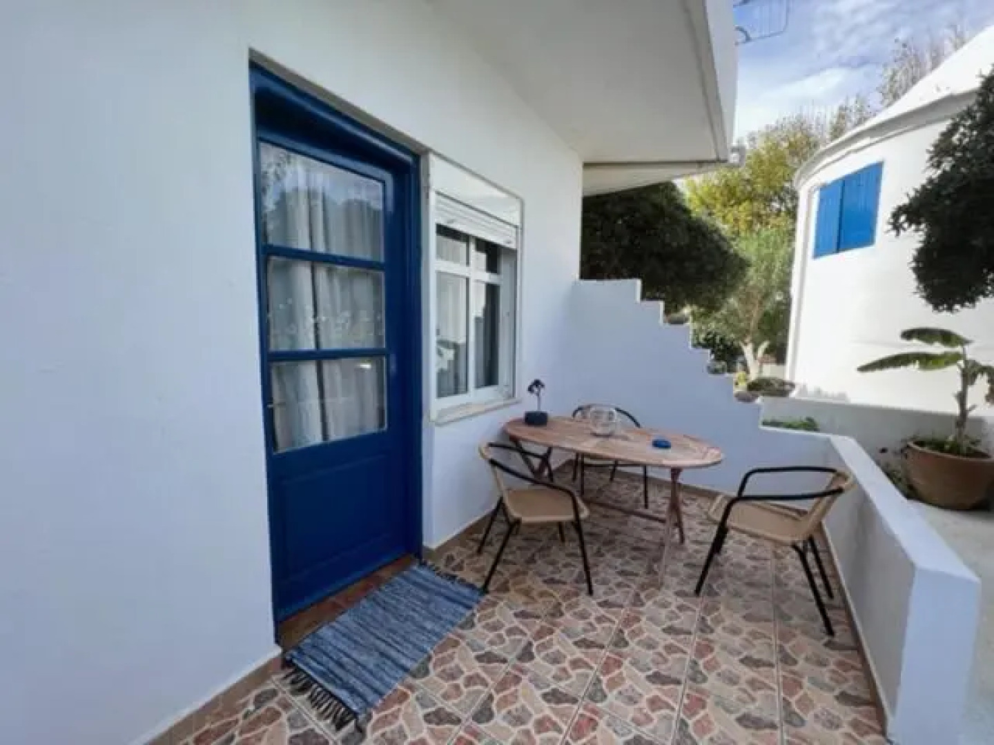 Anemomilos Studios & Apartments