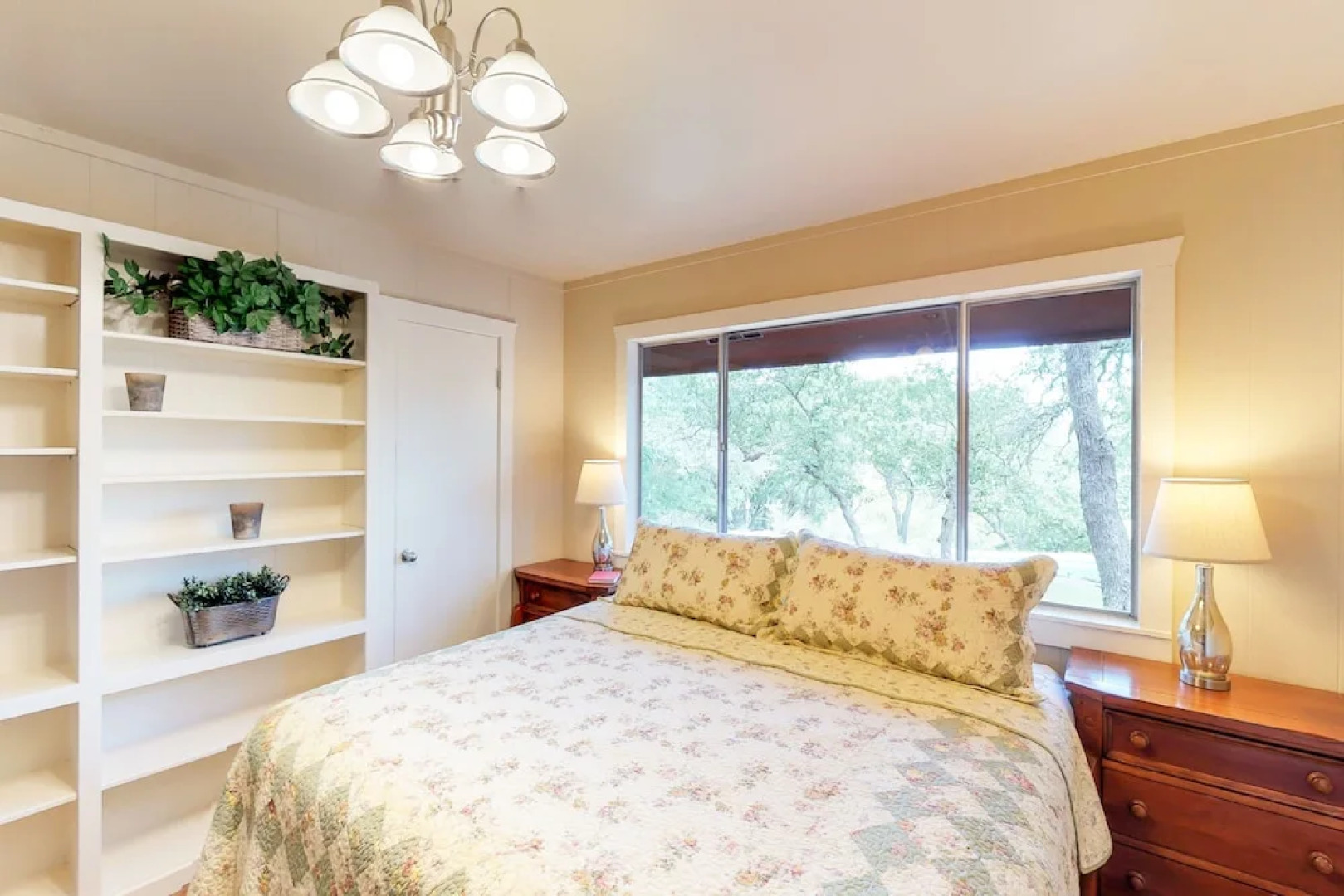 Whitetail Ridge Retreat