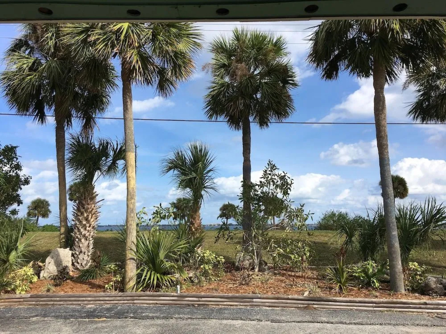 Tropical Inn Palm Bay