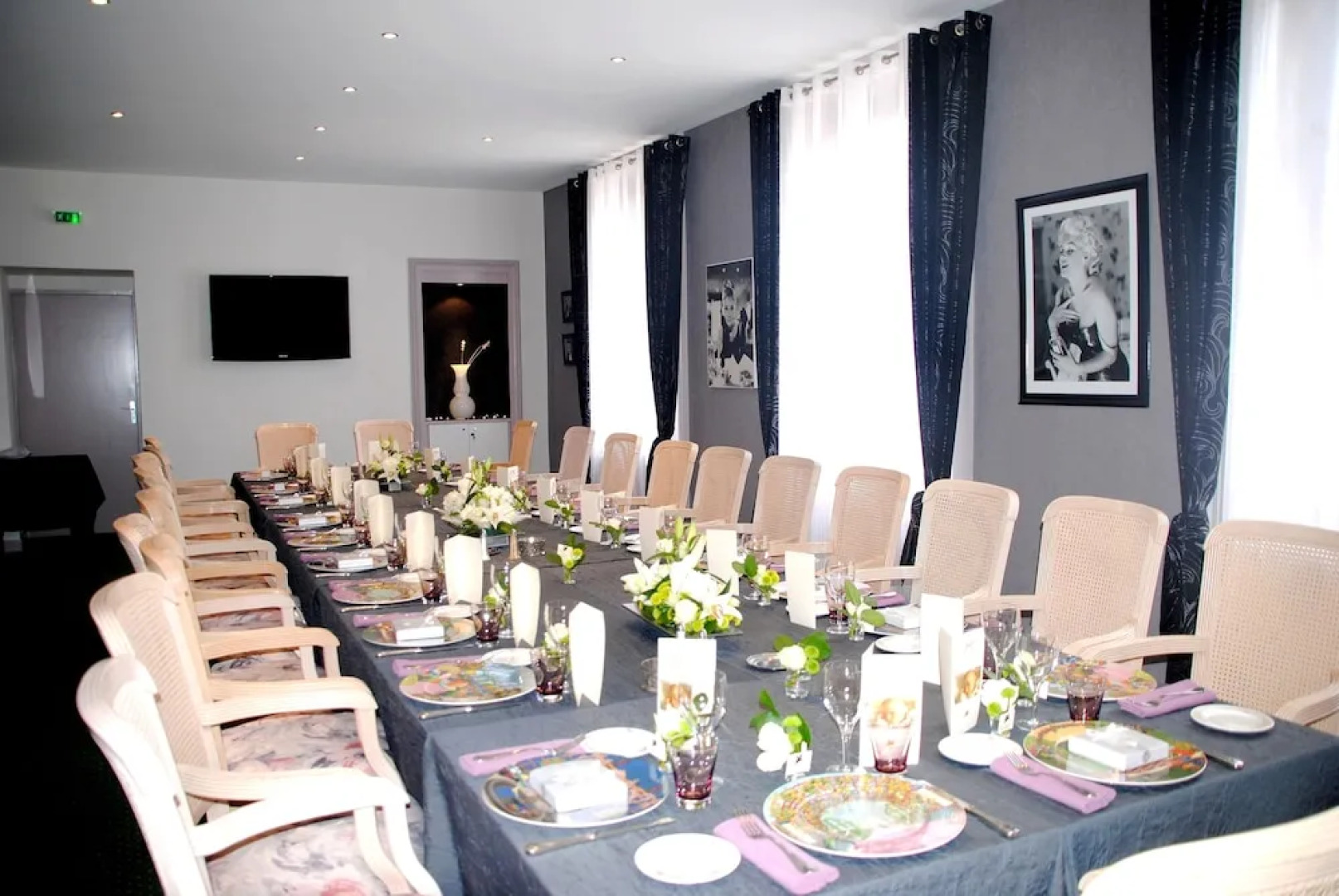 Logis Hôtel les Cèdres Bleus