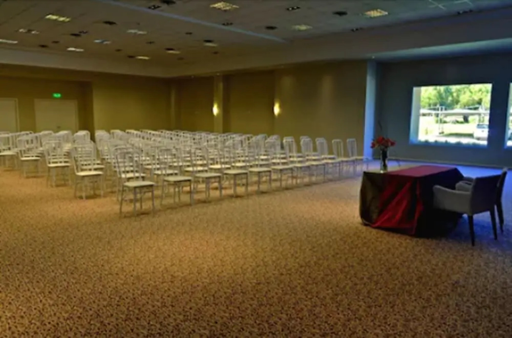 Howard Johnson By Wyndham Piedras Moras