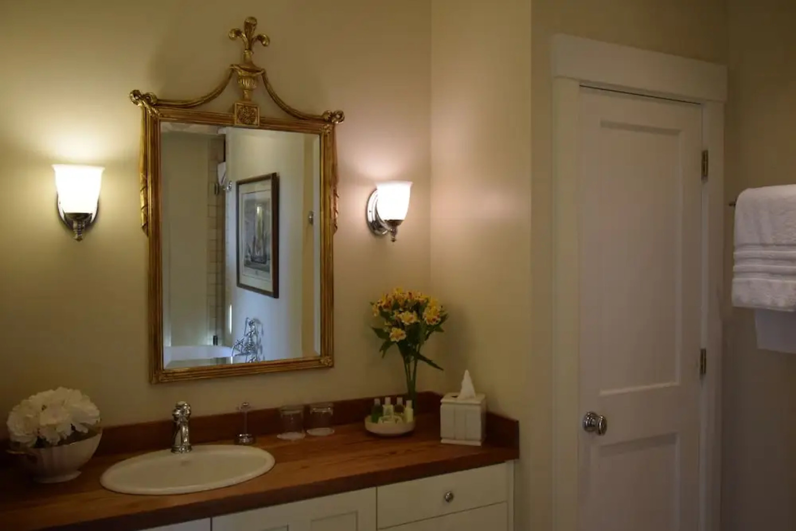 Cedar Spring Inn & Spa