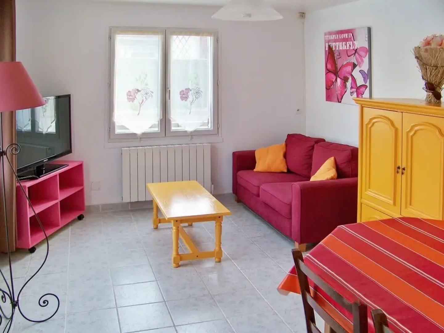 House With 2 Bedrooms in Aubevoye, With Furnished Terrace and Wifi - 94 km From the Beach
