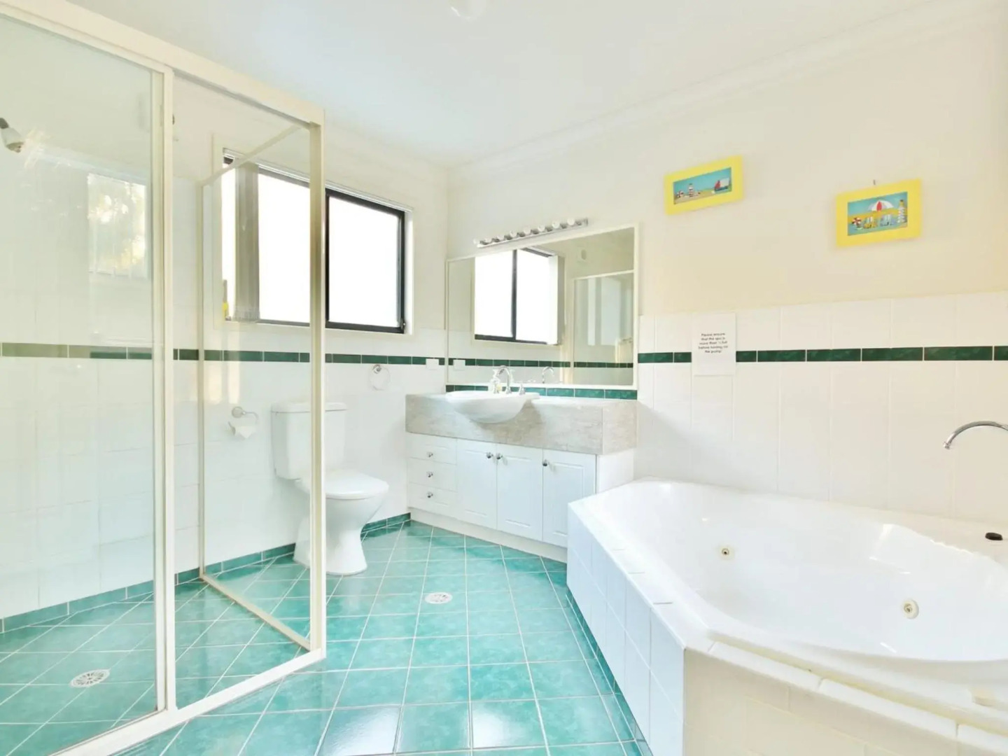 Sand Water at Hyams Beach 4pm Check Out Sundays