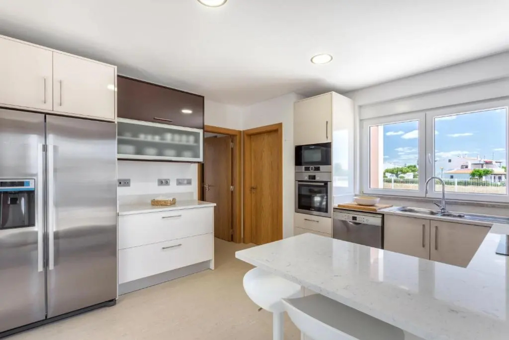 Blue Heaven Luxury V5