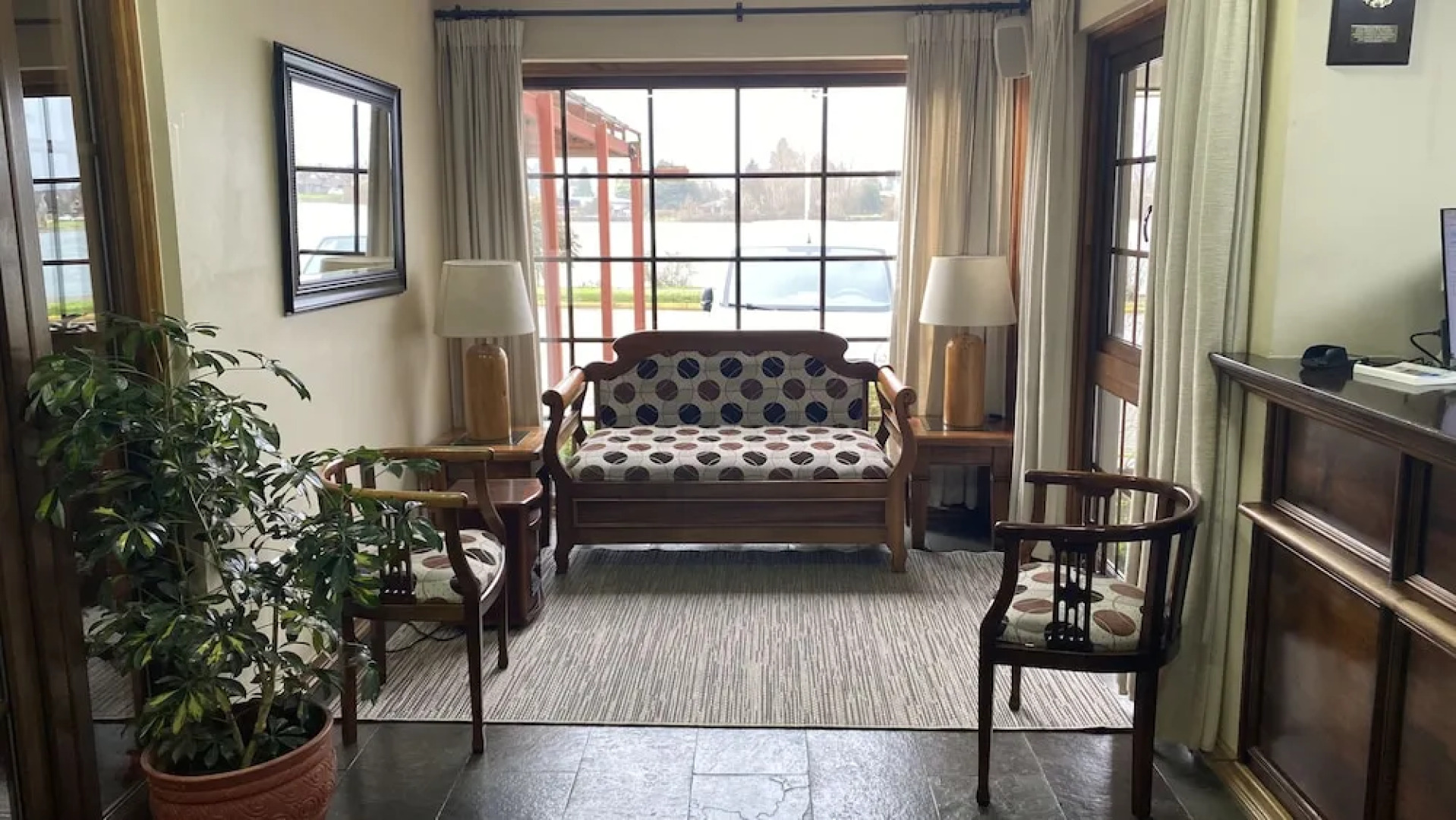 Hotel Costanera - Caja Los Andes