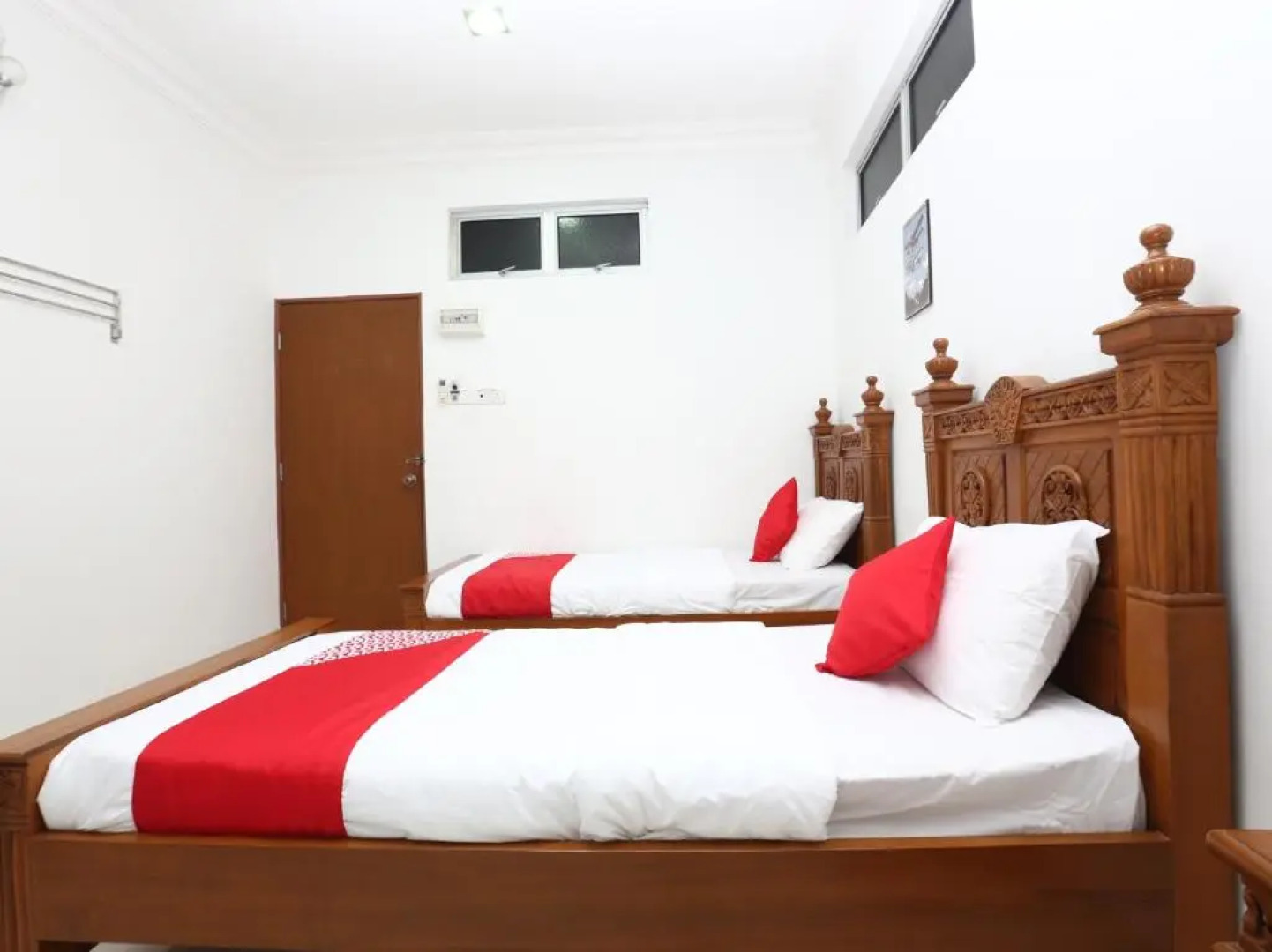 OYO 89435 Nusantara Group Hotel