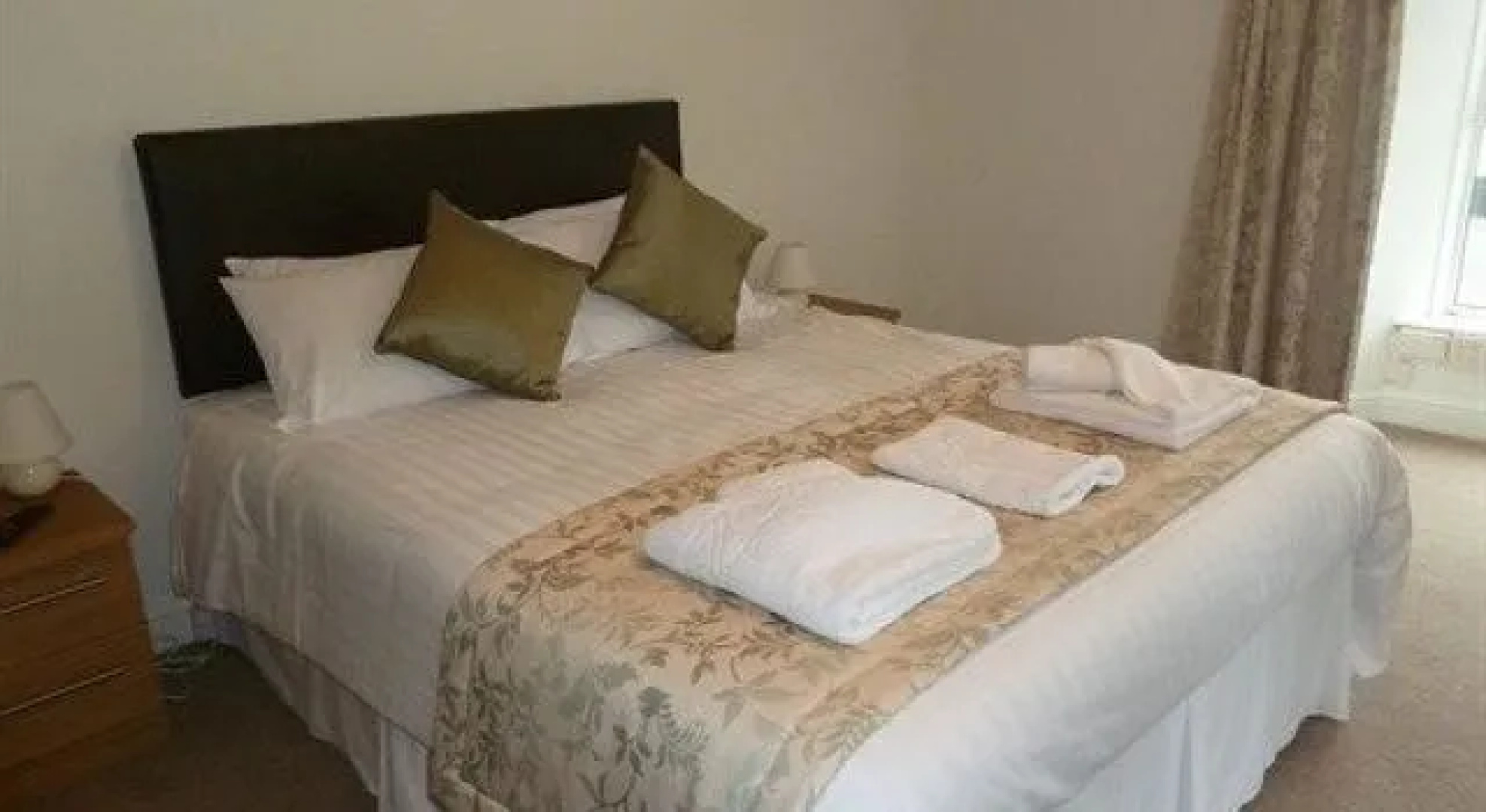 Eliot House Hotel