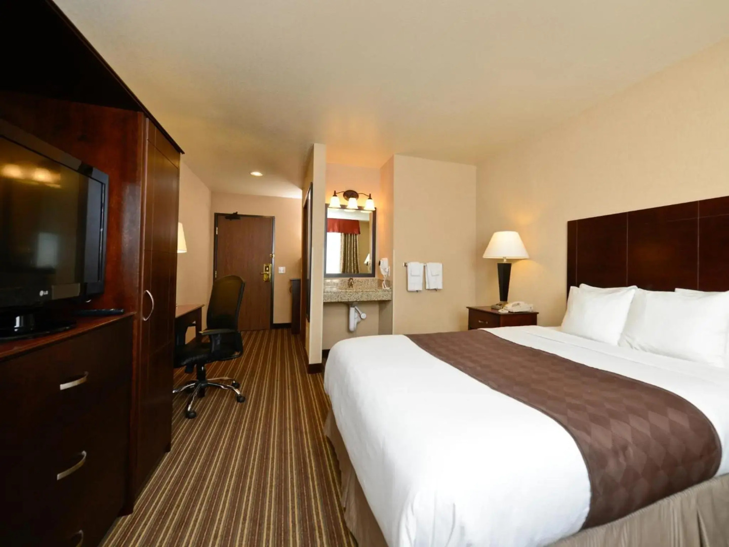 Yellowstone Westgate Hotel