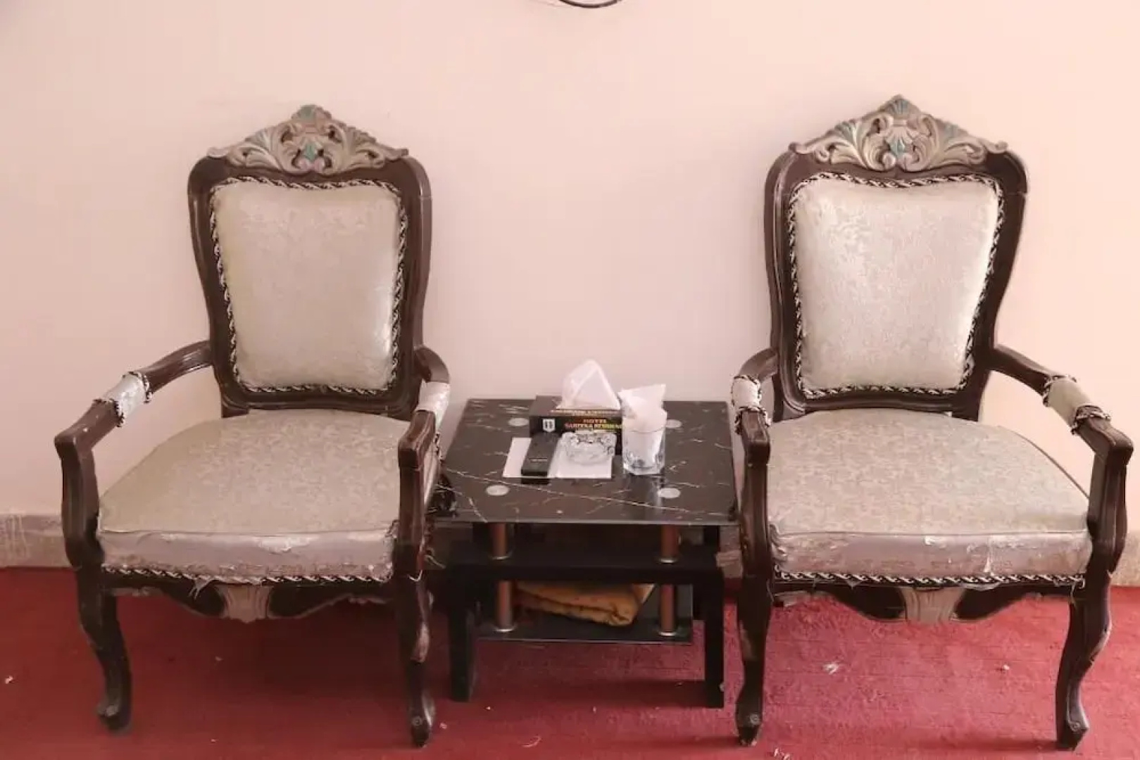 Hotel Sareena Residence
