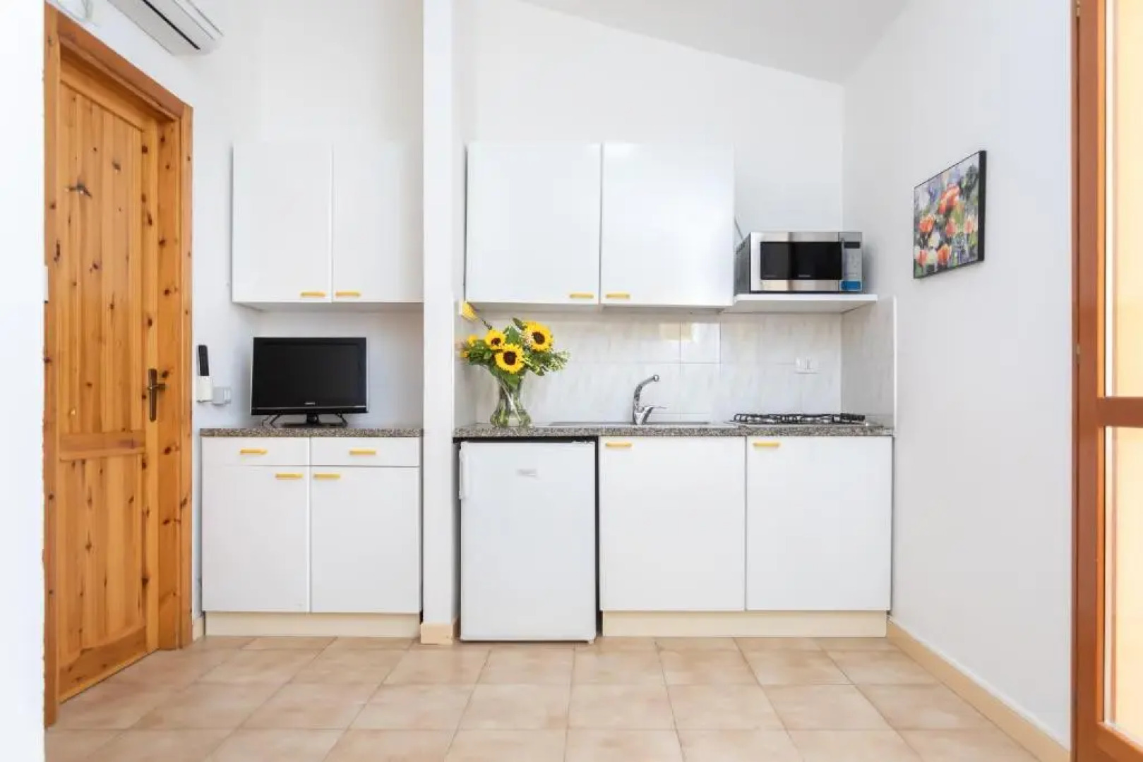 4 Mori Family Village