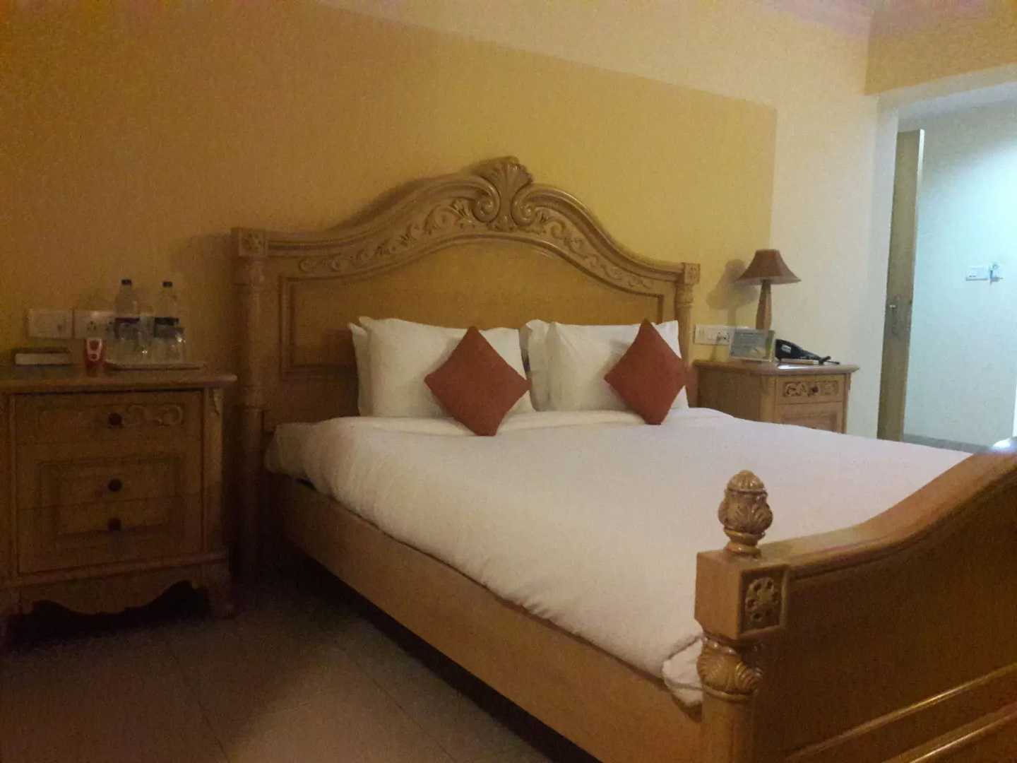 Capital O 48073 K Star Hotel