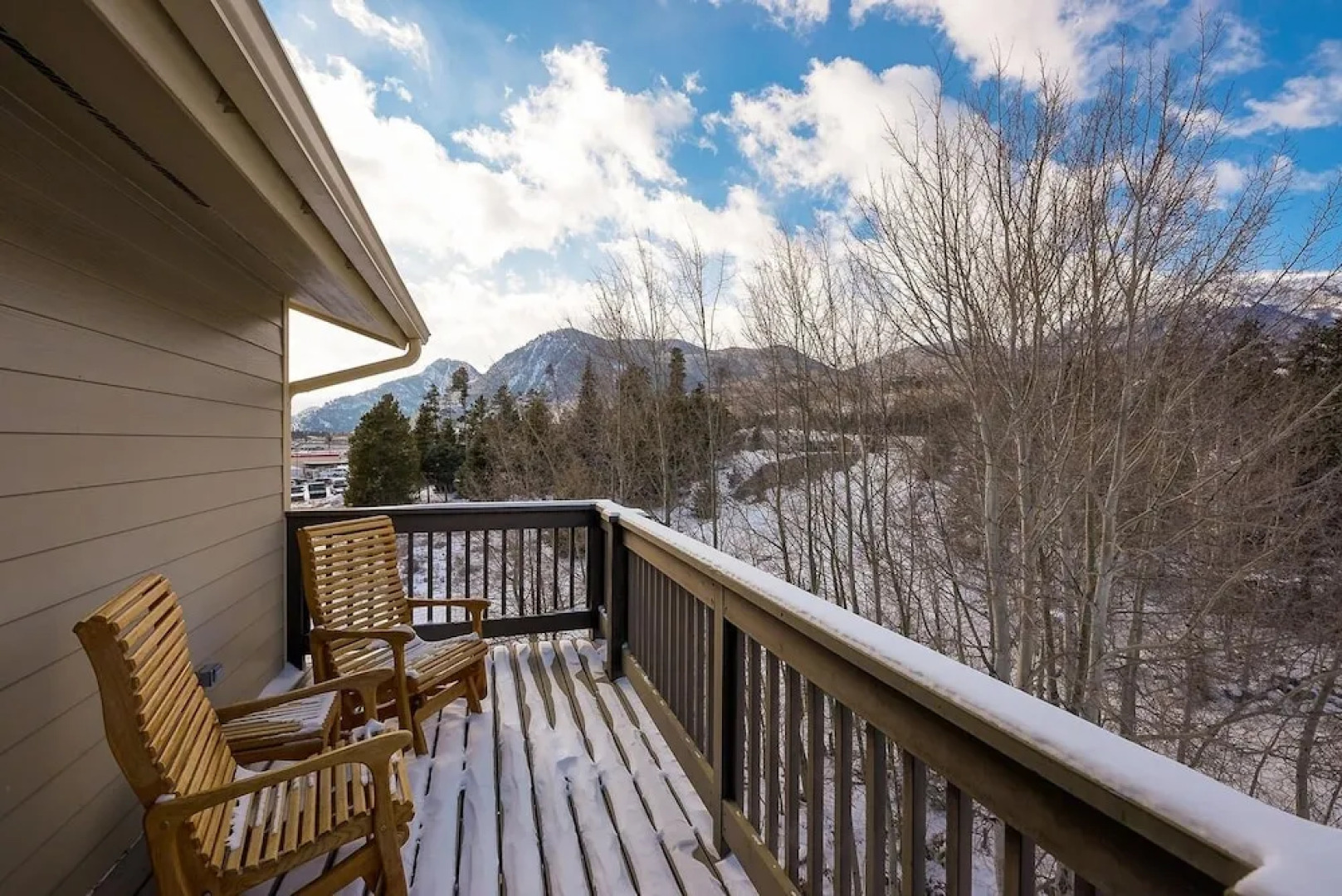 The Pointe 101F by RedAwning