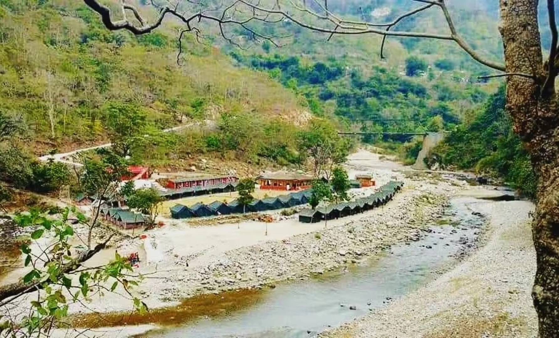 Hideaway By Bull Adventure Camp