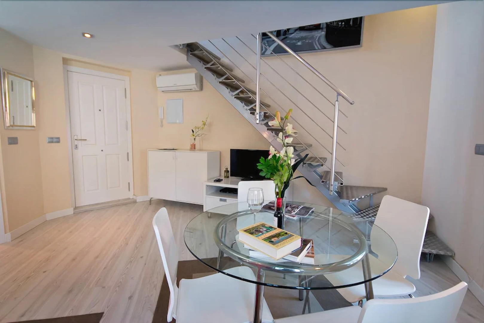 Malaga 102299 1 Bedroom Apartment by Mo Rentals