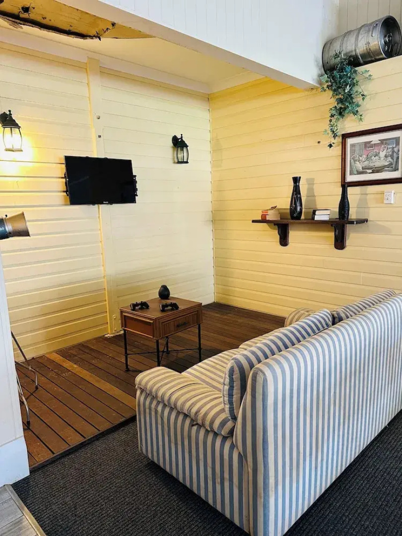 Mossman Exchange & Backpacker Resort