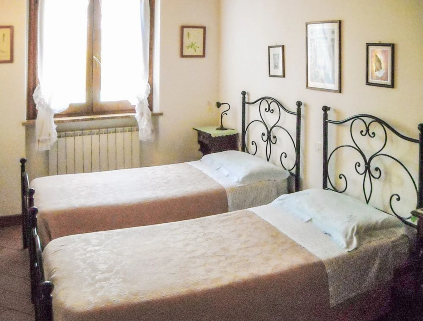 Traditional Apartment Beatrice