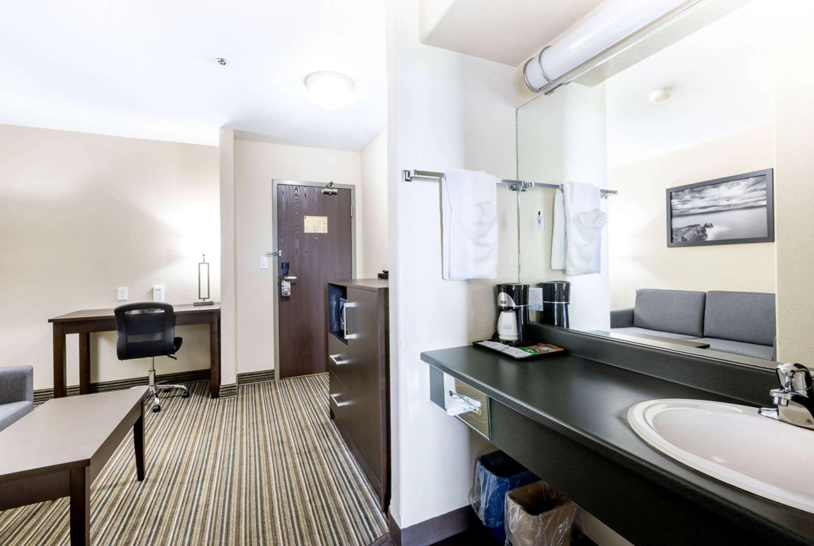 Super 8 by Wyndham Truro NS