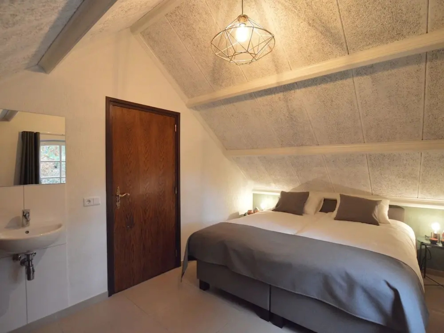 Spacious Villa Near Arcen in a Wooded Area