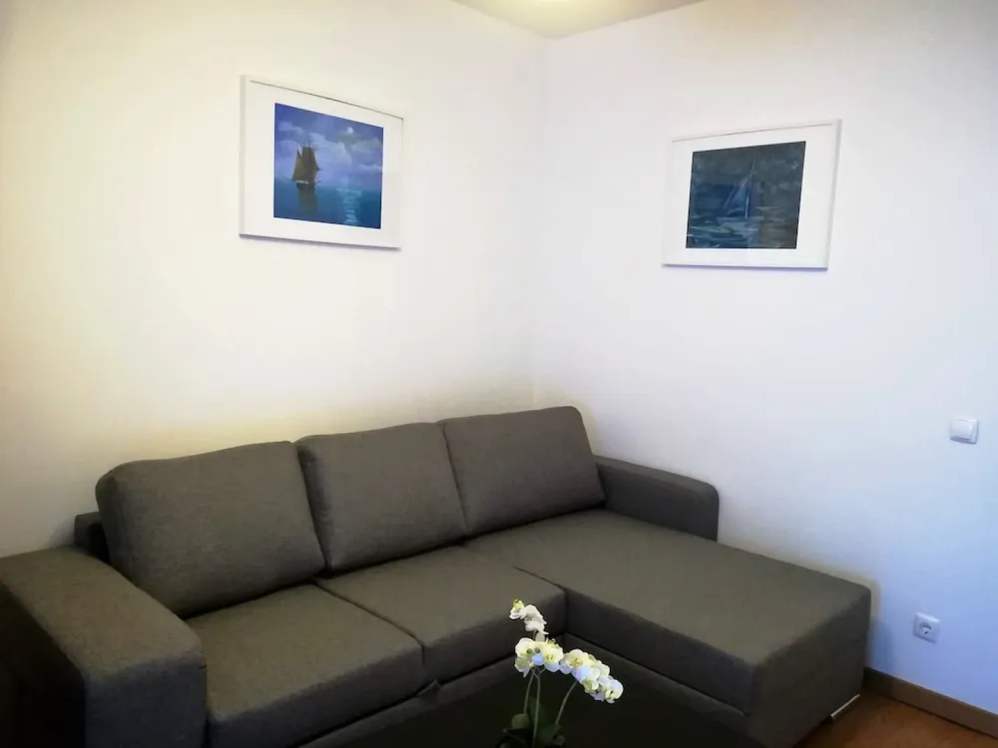 Lisbon Terrace Suites Apartment for Large Groups with Amazing Terrace