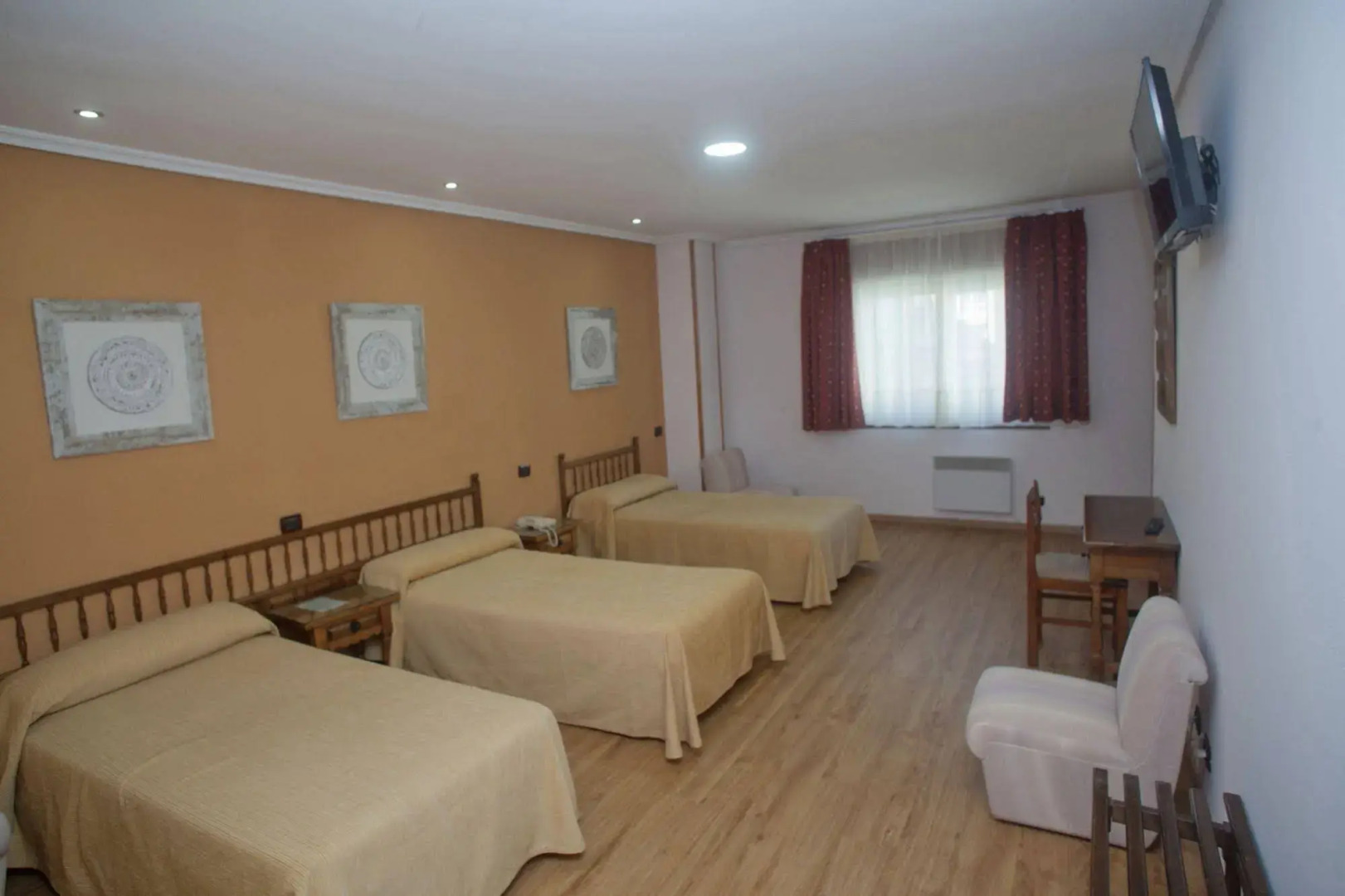 Hospedium Hotel La Marina