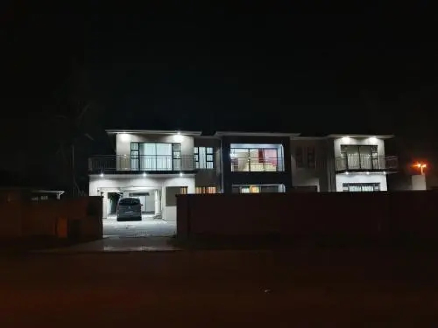 Ubuntu Guest House 2