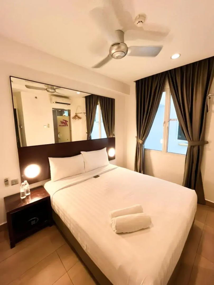 Sea Me Spring Tree Hotel - Adults only