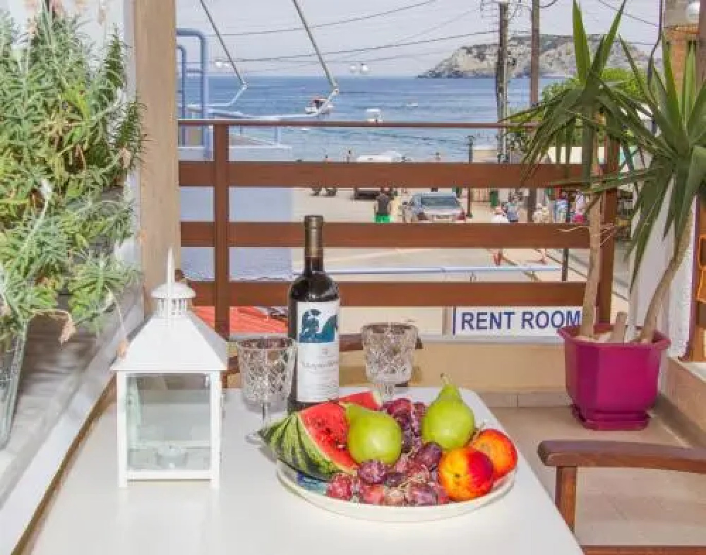 Zorbas Hotel And Apartments