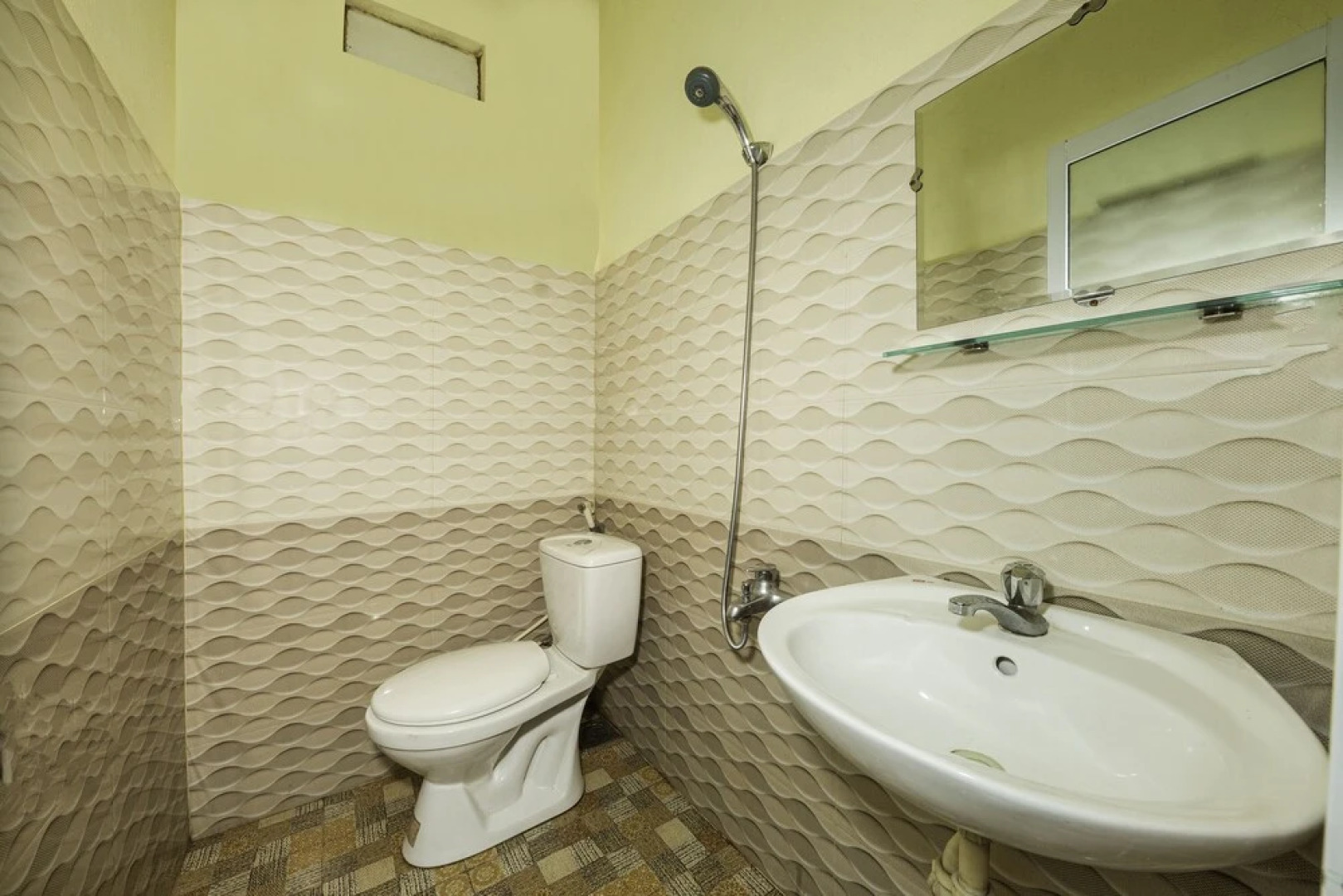 SPOT ON 1058 Khoi Nguyen Motel