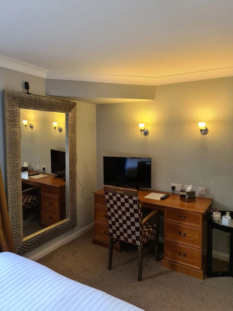 Mercure Birmingham North Barons Court Hotel