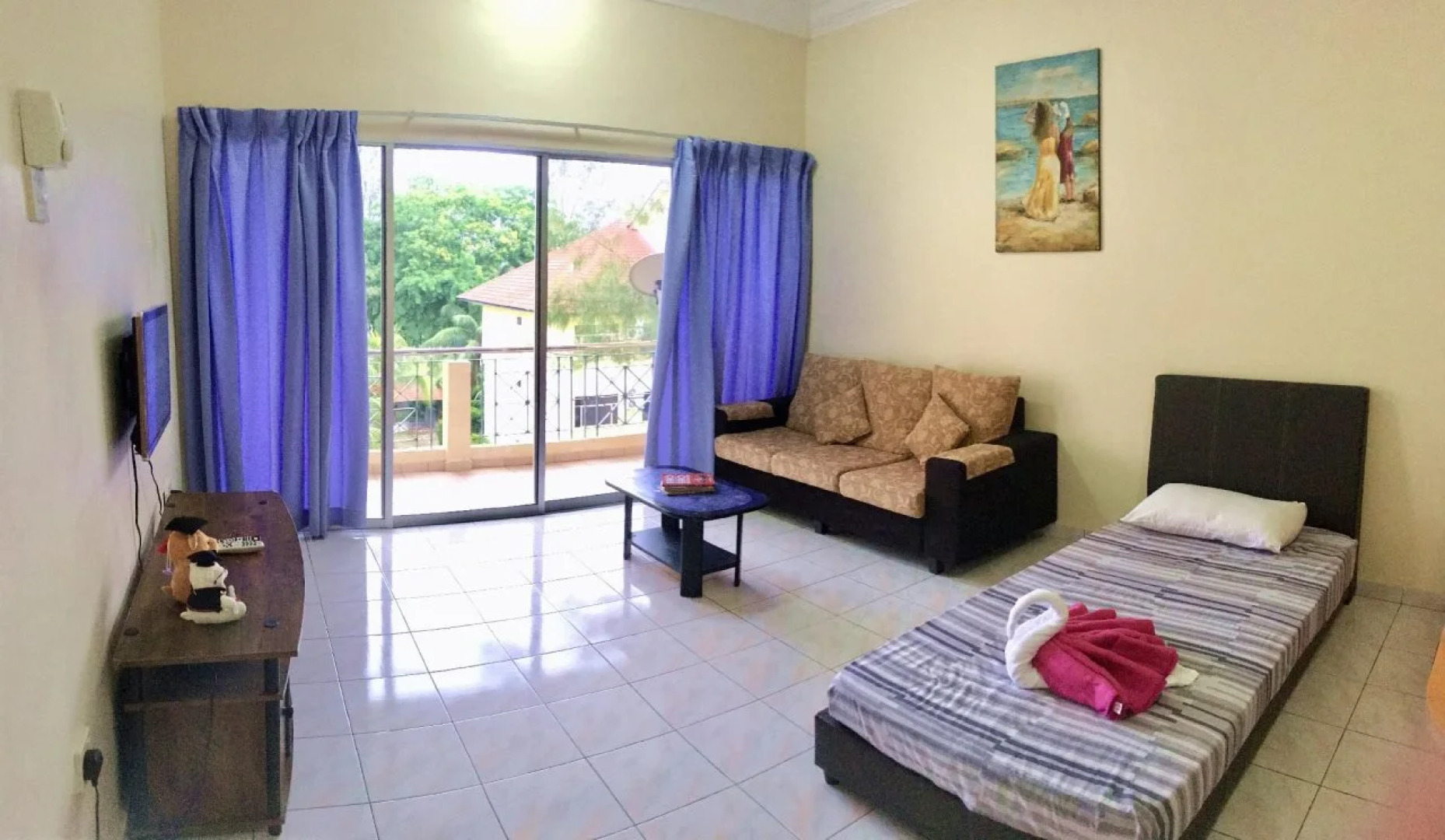 Teluk Batik Holiday Apartment