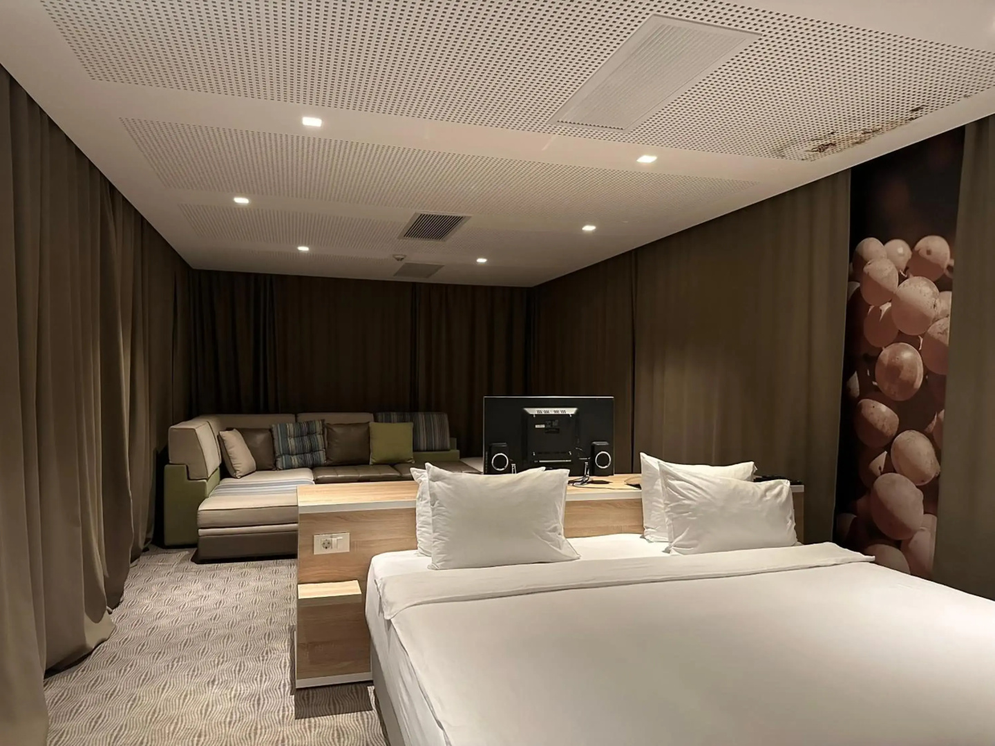 Nar Hotel