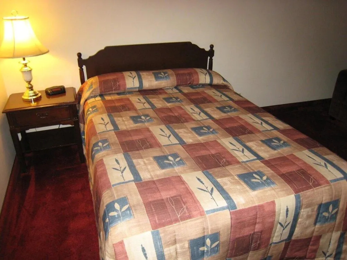 Downtowner Motor Inn