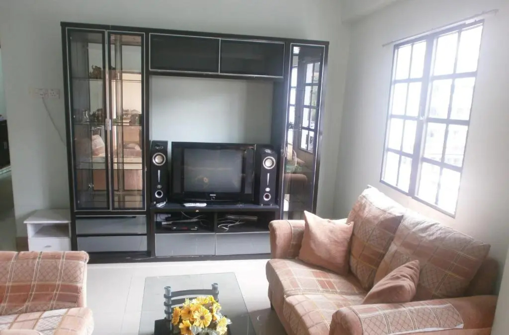 Jarzmin 2 Rooms Apartment