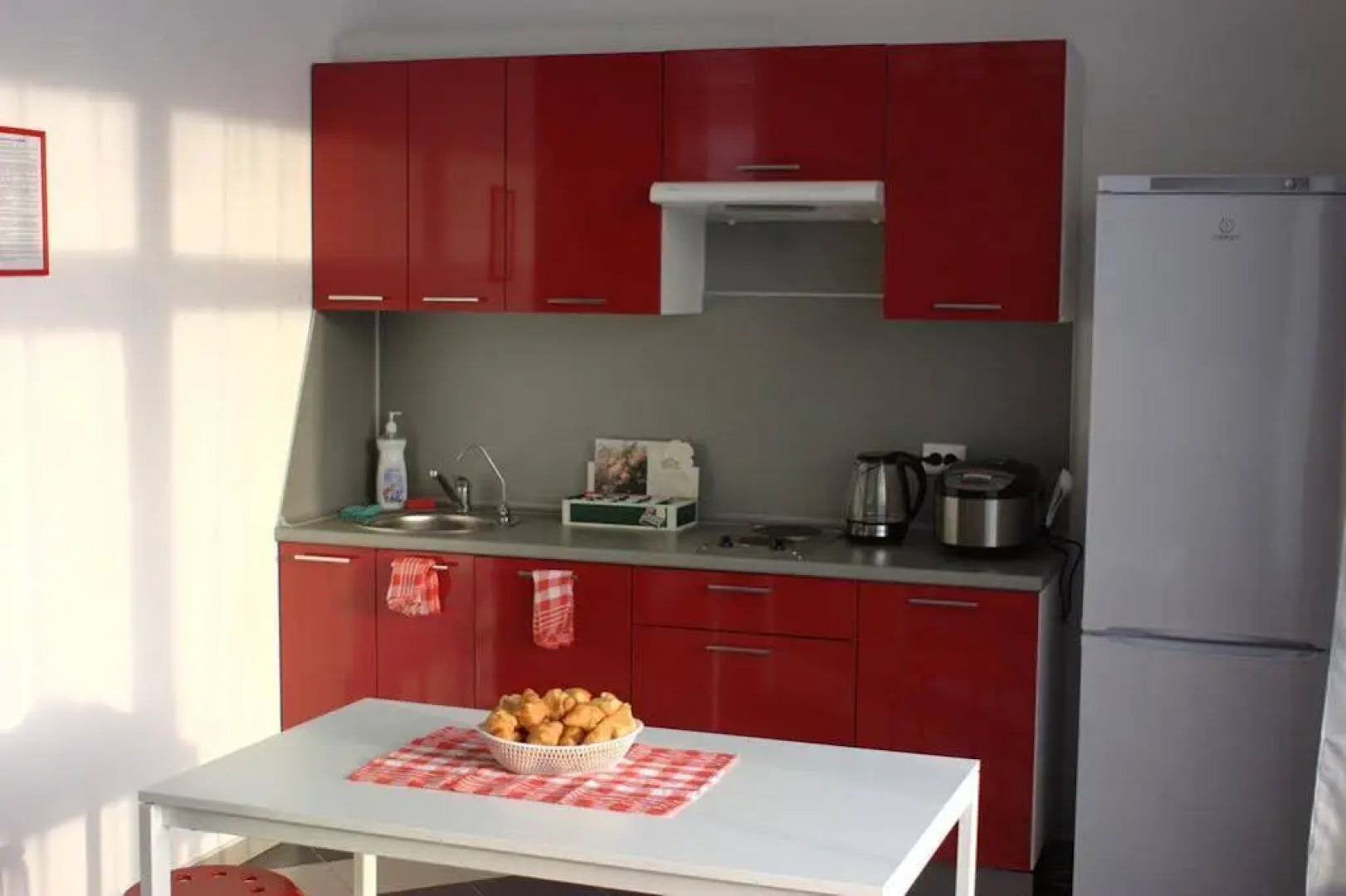 Хостел "Hollywood"