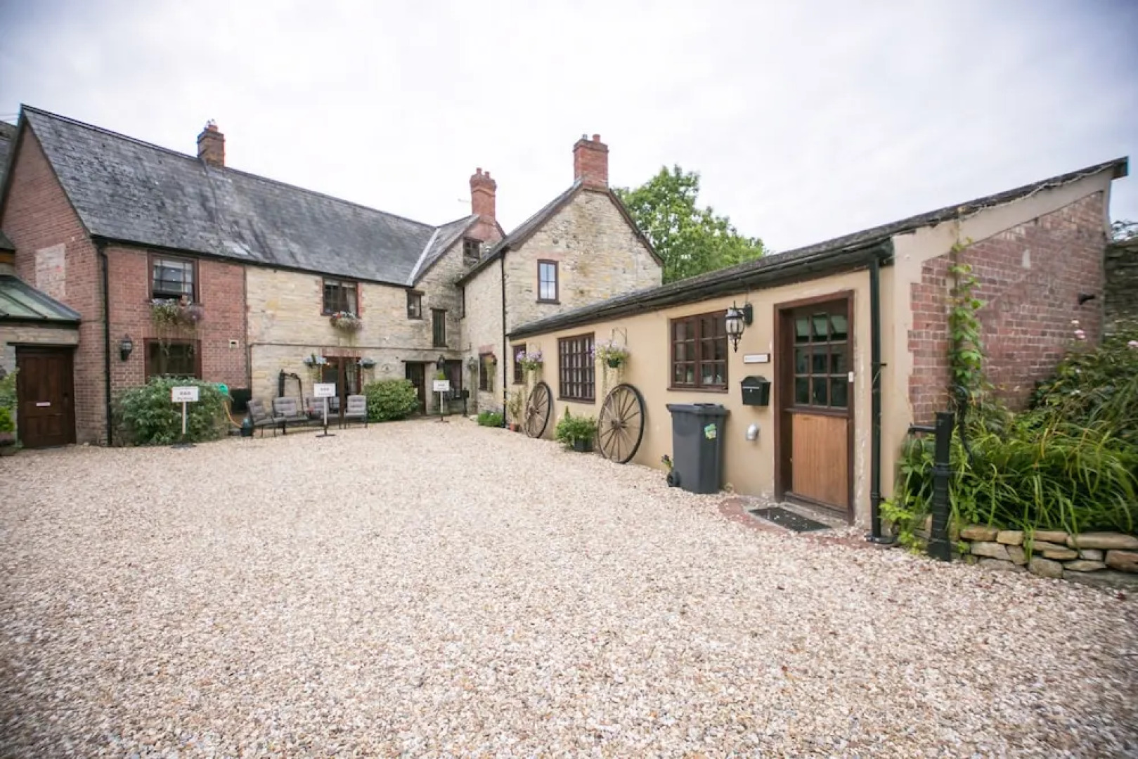 Weycroft Mill House Bed and Breakfast