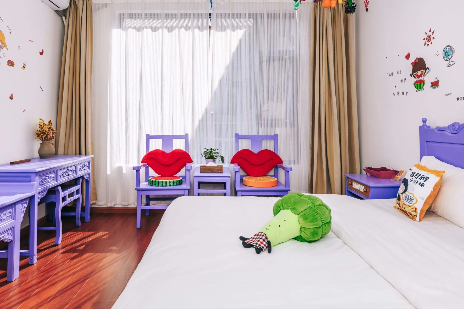 Homelife Theme Inn Dali