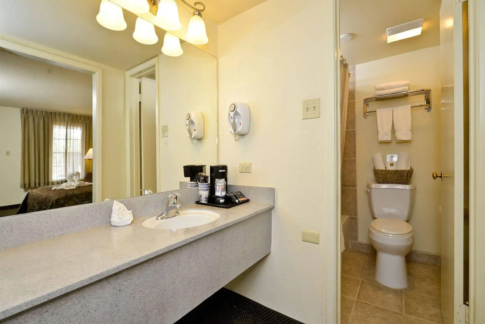 Historic Coronado Motor Hotel by OYO