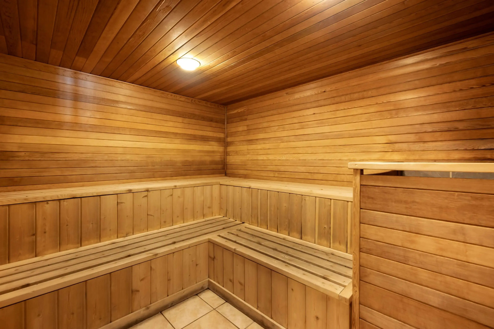 Best Western Ptarmigan Lodge