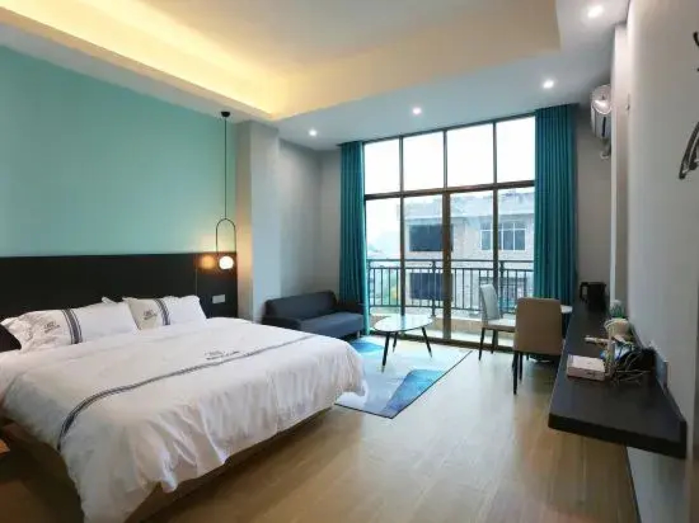Yue Shi Guang Hotel style apartment